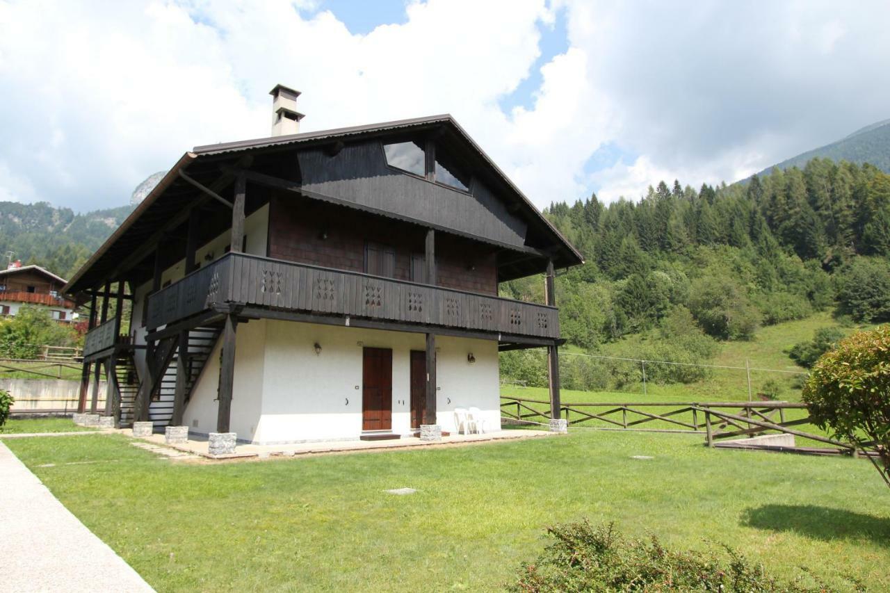 Varabeta Forni di Sopra Luaran gambar